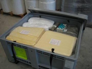  SPILL KIT 300 (oils or hydrocarbons) or chemicals)